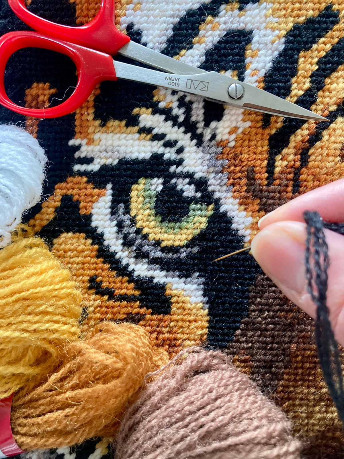 15th-16th May 2027 Canvas Shading - Tiger - Royal School Of Needlework - Hampton Court Palace